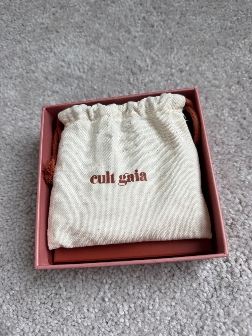 PRICE FIRM NWT cult gaia gold-tone charm chain with pearl drops - Picture 5 of 6
